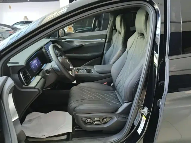 BYD Sealion 07 EV — Фото автомобиля 14