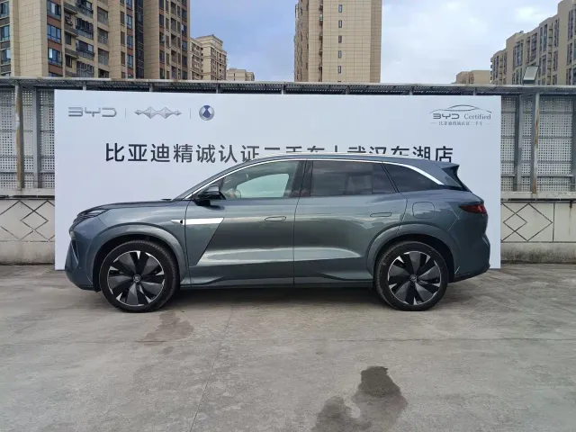 BYD Tang L — Фото автомобиля 4