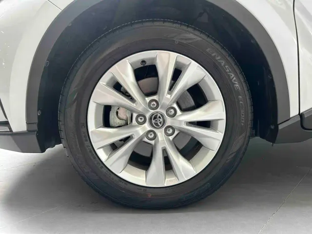 Toyota IZOA — Фото автомобиля 3
