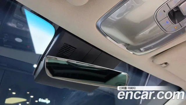 Genesis GV70 — Фото автомобиля 28