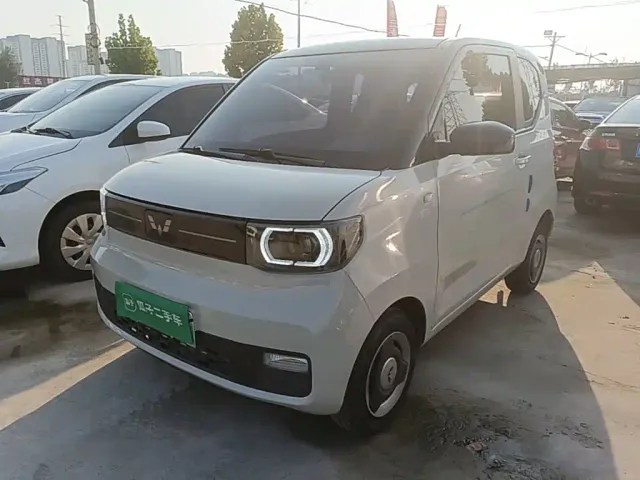 Фотография автомобиля — Wuling Hongguang Mini EV