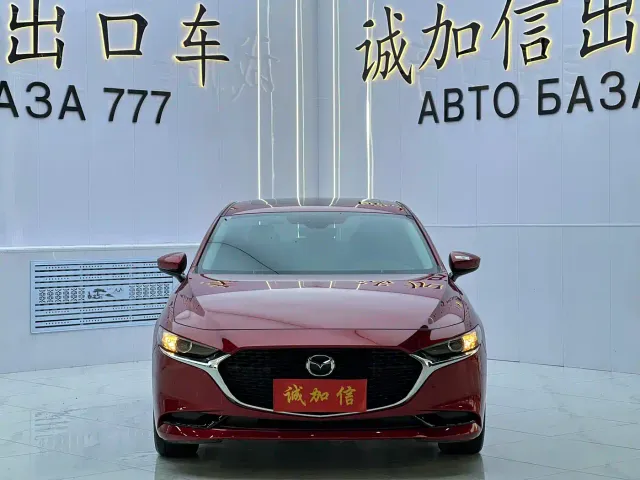 Mazda Axela — Фото автомобиля 2