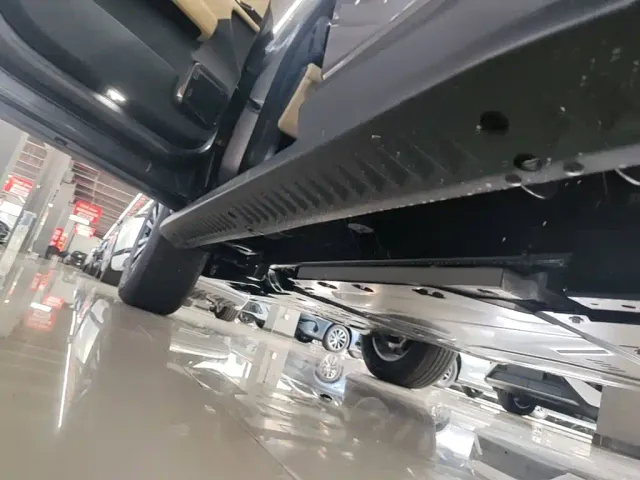 BYD FangChengBao Leopard 5 — Фото автомобиля 21