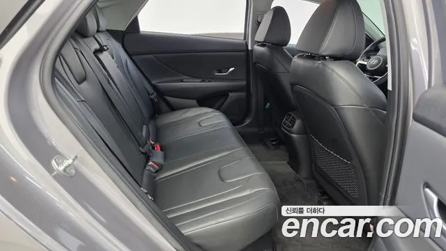 Hyundai AVANTE Modern — Фото автомобиля 11