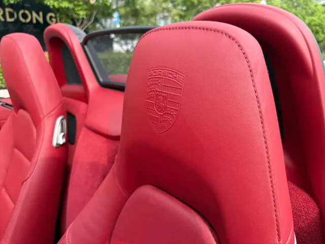 Porsche 718 — Фото автомобиля 15