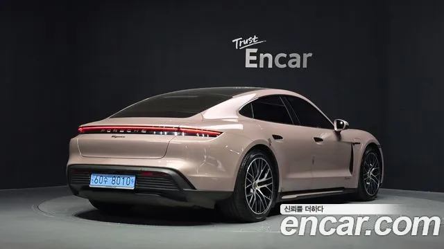 Porsche Taycan Taycan Khan — Фото автомобиля 2