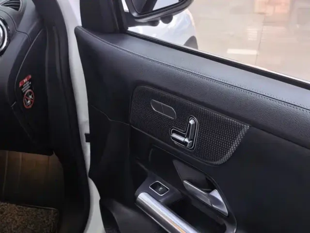 Mercedes-Benz GLA-Class — Фото автомобиля 11