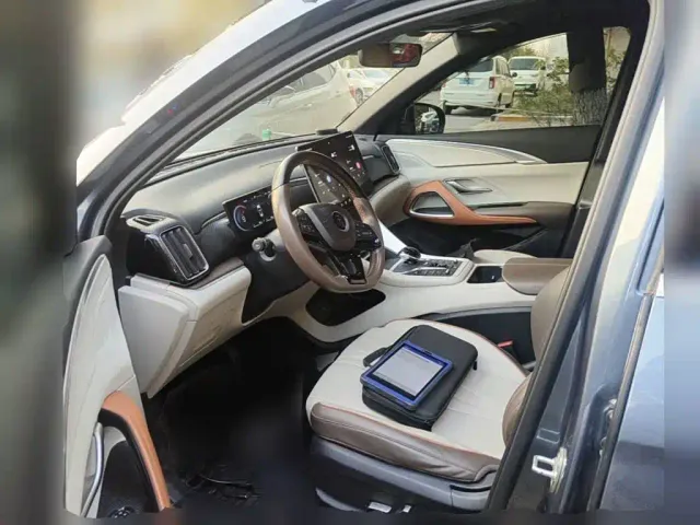 BYD Song Pro — Фото автомобиля 8