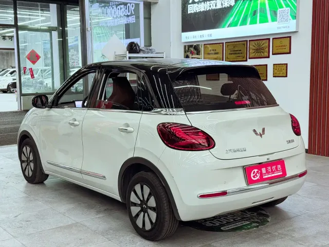 Wuling Bingo — Фото автомобиля 5
