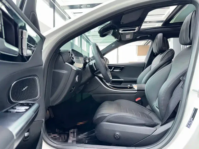 Mercedes-Benz C-Class — Фото автомобиля 7