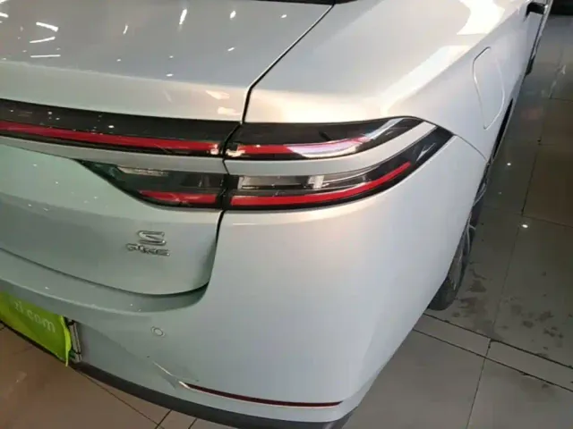 GAC Aion S Plus — Фото автомобиля 7