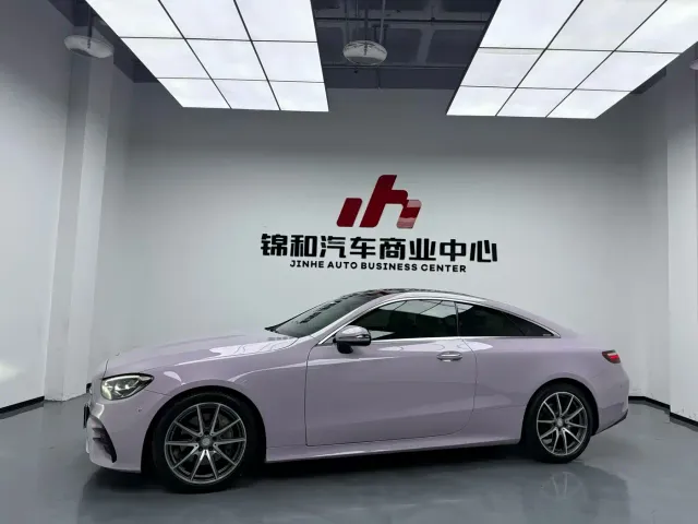 Mercedes-Benz E-Class — Фото автомобиля 5