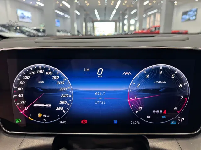 Mercedes-Benz GLC-Class AMG — Фото автомобиля 13