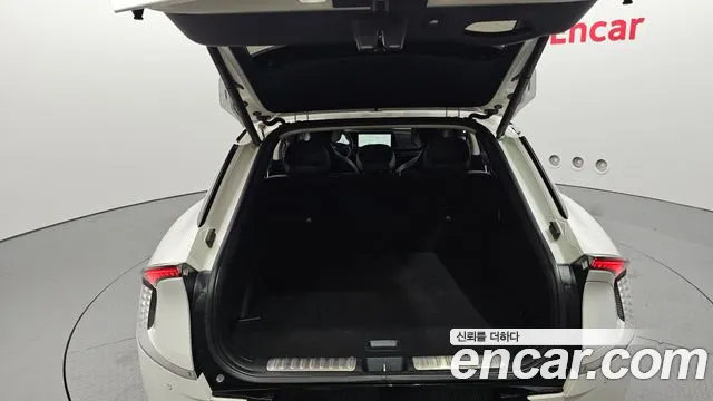 Kia EV6 — Фото автомобиля 16