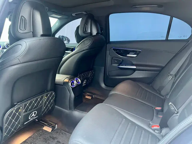 Mercedes-Benz C-Class — Фото автомобиля 10