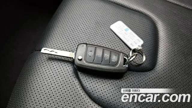 Hyundai AVANTE Avante (CN7) — Фото автомобиля 30