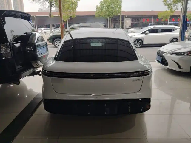 Forthing Xinghai S7 — Фото автомобиля 5