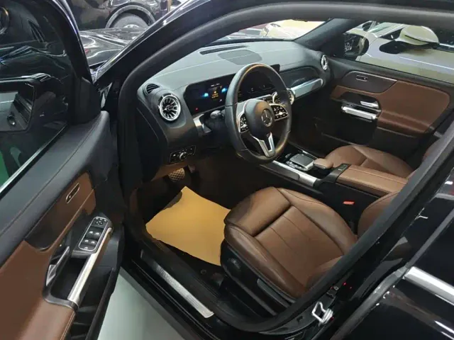 Mercedes-Benz GLB-Class — Фото автомобиля 15