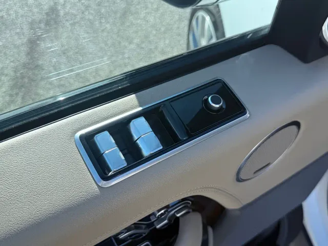 Land Rover Range Rover — Фото автомобиля 9