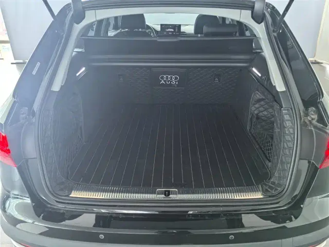 Audi A4 — Фото автомобиля 11