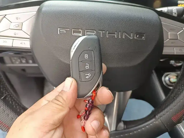 Forthing T5 Evo — Фото автомобиля 8