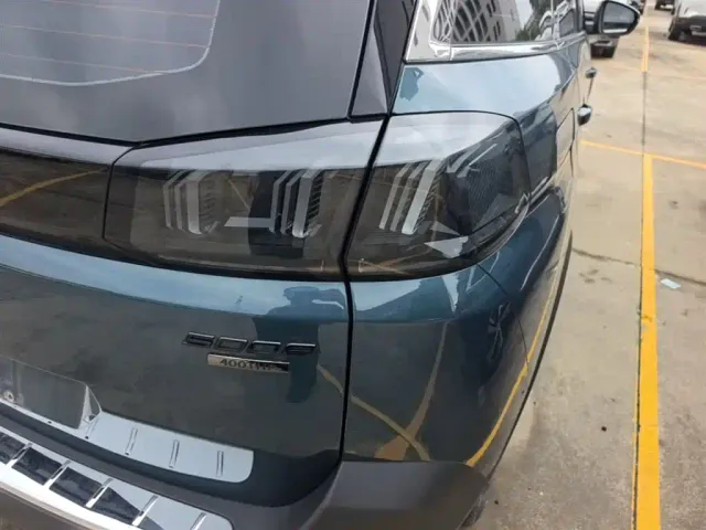 Peugeot 5008 — Фото автомобиля 7