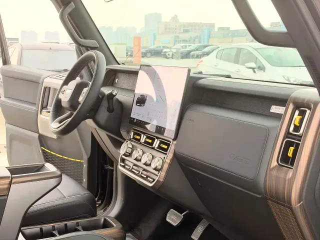 iCAR V23 — Фото автомобиля 9