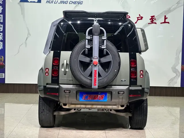 Land Rover Land Rover Defender 2023 Model 110 3.0T P400 X-DYNAMIC HSE — Фото автомобиля 4