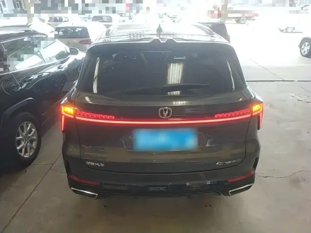 Changan CS75 Plus — Фото автомобиля 5