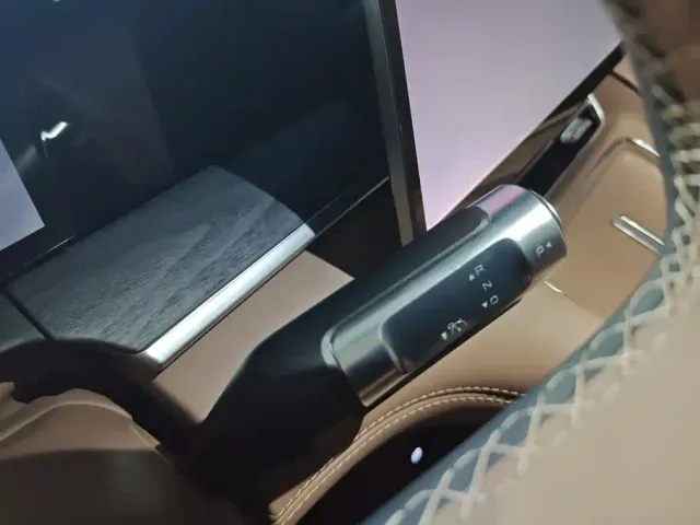 Wuling Starlight L — Фото автомобиля 16