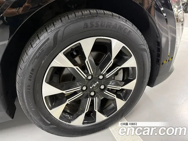 Kia Carnival 4th Gen — Фото автомобиля 3