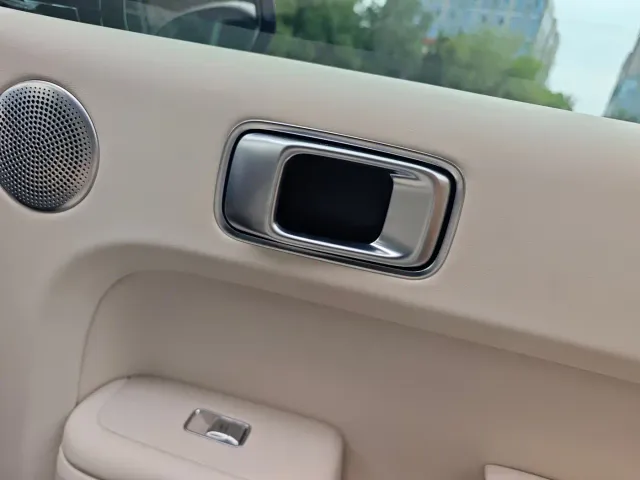 Li Auto Li Auto L7 2023 Pro — Фото автомобиля 15