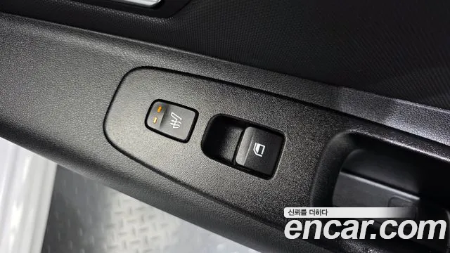Hyundai Avante — Фото автомобиля 24