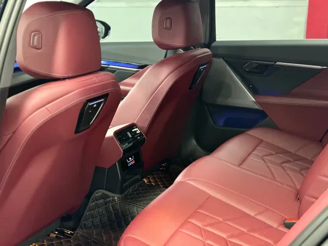 BMW i5 — Фото автомобиля 7