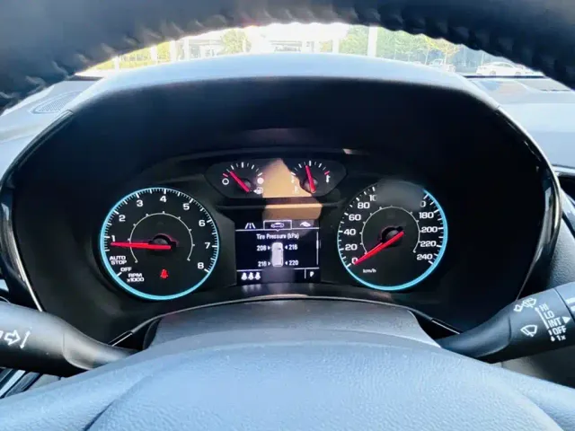 Chevrolet Equinox — Фото автомобиля 10