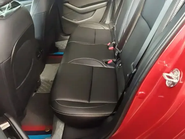 Mazda Axela — Фото автомобиля 16