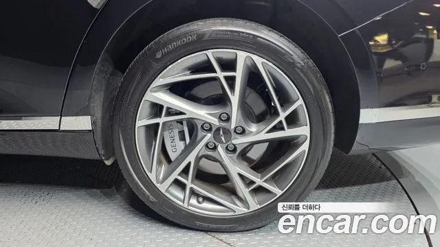 Genesis G90 Бензин 3.5 турбо AWD — Фото автомобиля 20