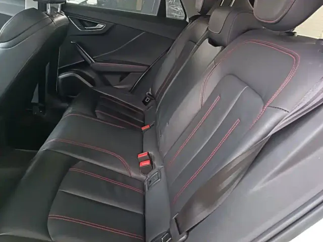 Audi Q2L — Фото автомобиля 16