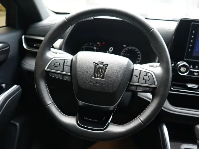 Toyota Crown Kluger — Фото автомобиля 19