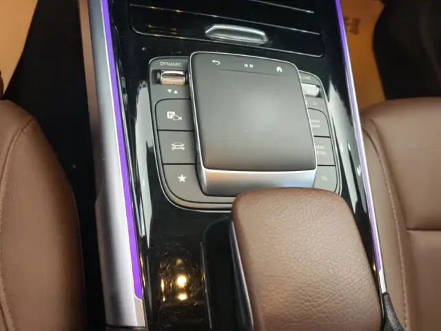 Mercedes-Benz GLB-Class — Фото автомобиля 16