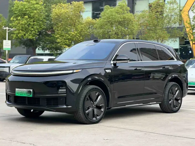Фотография автомобиля — Li Auto L7