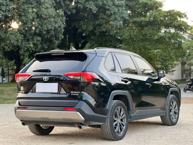 Toyota RAV4 — Фото автомобиля 14
