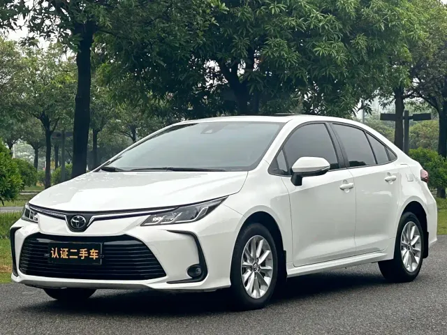 Фотография автомобиля — Toyota Corolla