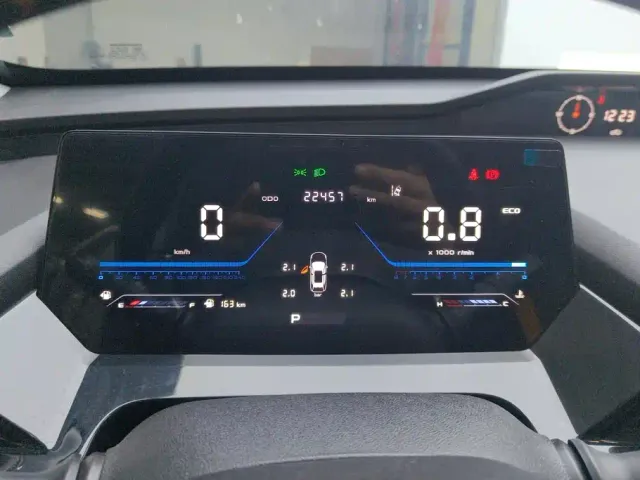 Changan Z6 — Фото автомобиля 14