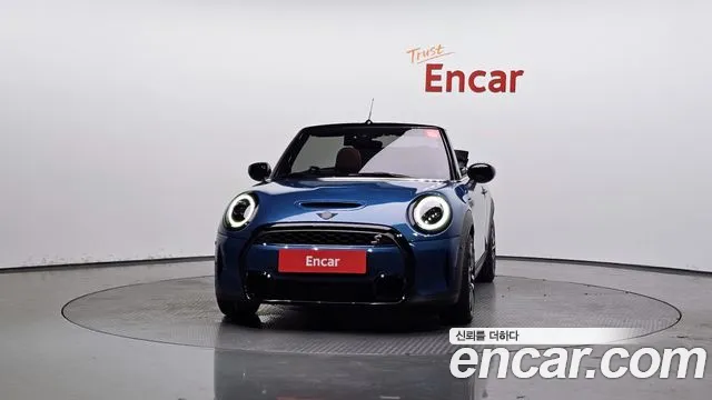 Mini Cooper Convertible — Фото автомобиля 3