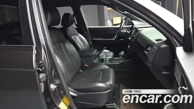 KG_Mobility_Ssangyong Rexton Новый Rexton Sport Дизель 2.2 4WD — Фото автомобиля 11