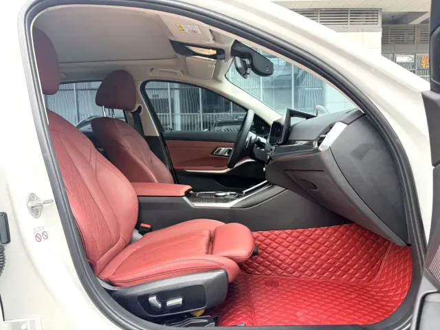 BMW 3 Series — Фото автомобиля 11