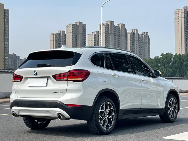 BMW X1 — Фото автомобиля 4