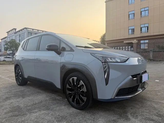 GAC Aion Y — Фото автомобиля 13