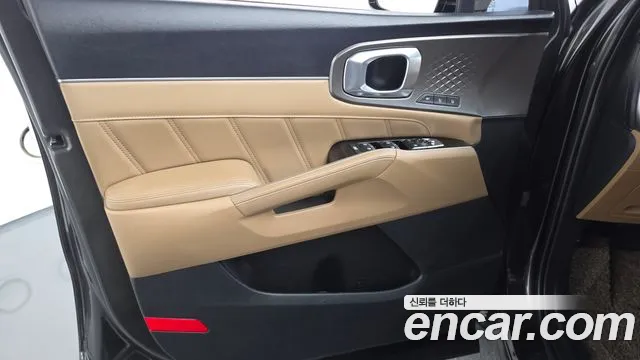 Kia Sorento Новый Sorento 4 поколение Бензин 2.5T 2WD — Фото автомобиля 23